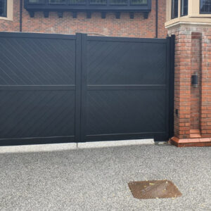 Double Swing Driveway Gate (diagonal)